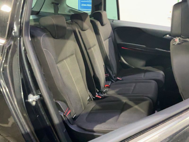 Opel Zafira Tourer 2.0 CDTI Excellence — zdjęcie 14