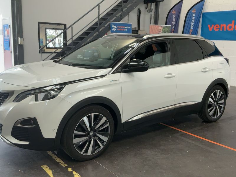 Peugeot 3008 1.6 Hybrid 4 300 GT — zdjęcie 2