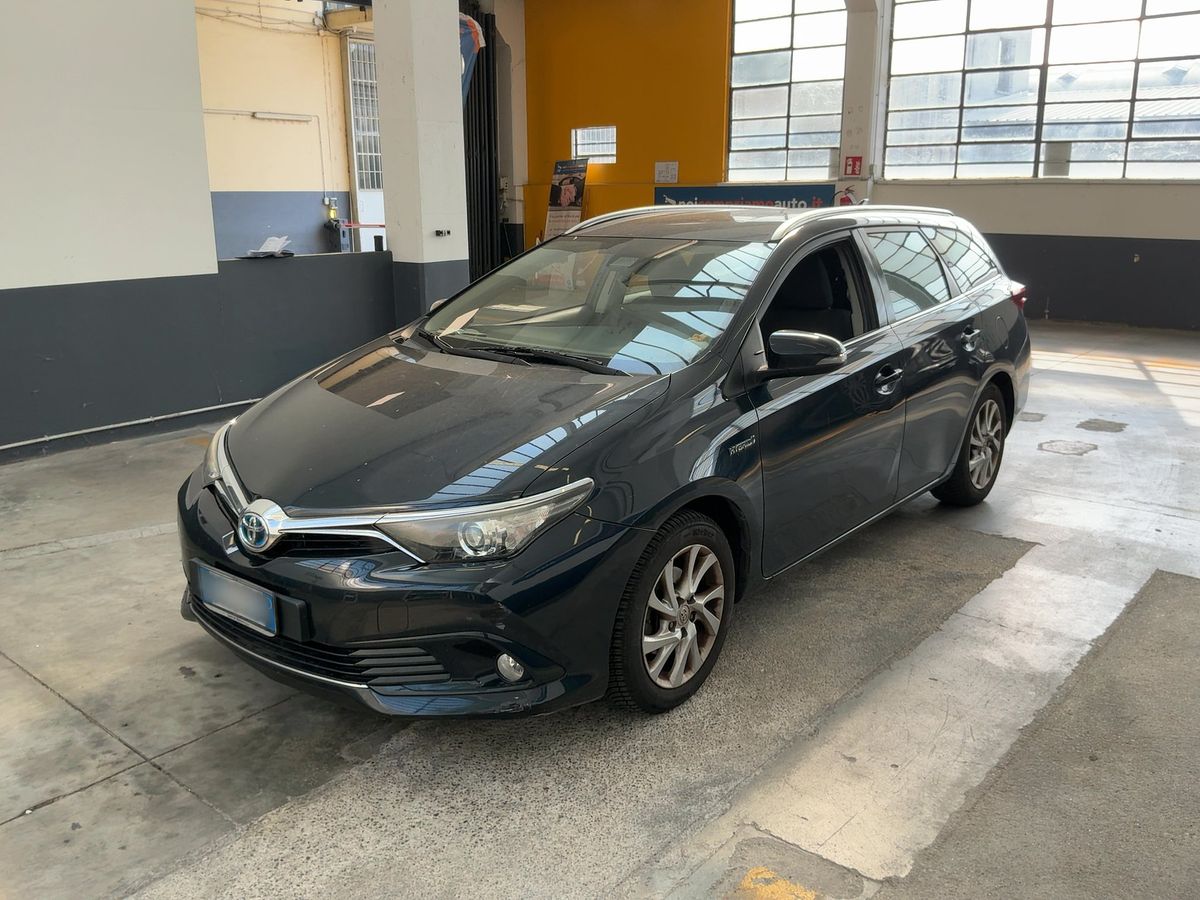 Toyota Auris 2016