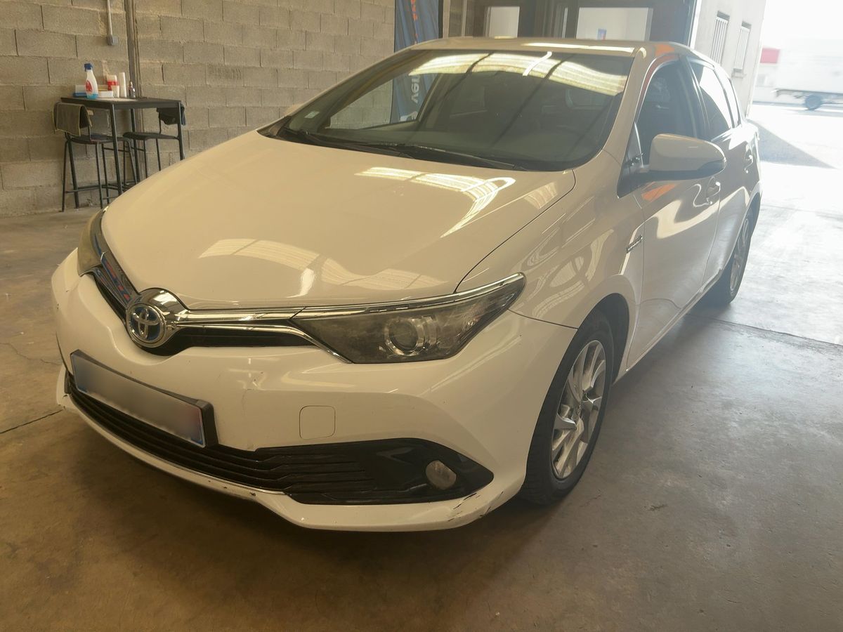Toyota Auris 2016