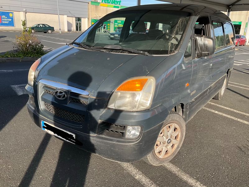 Hyundai H1 2.5 CRDi Starex — zdjęcie 1