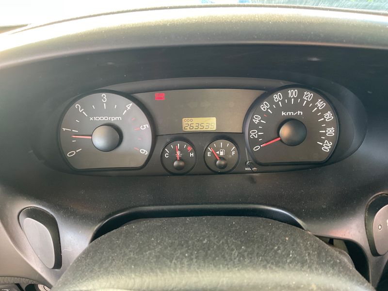Hyundai H1 2.5 CRDi Starex — zdjęcie 4