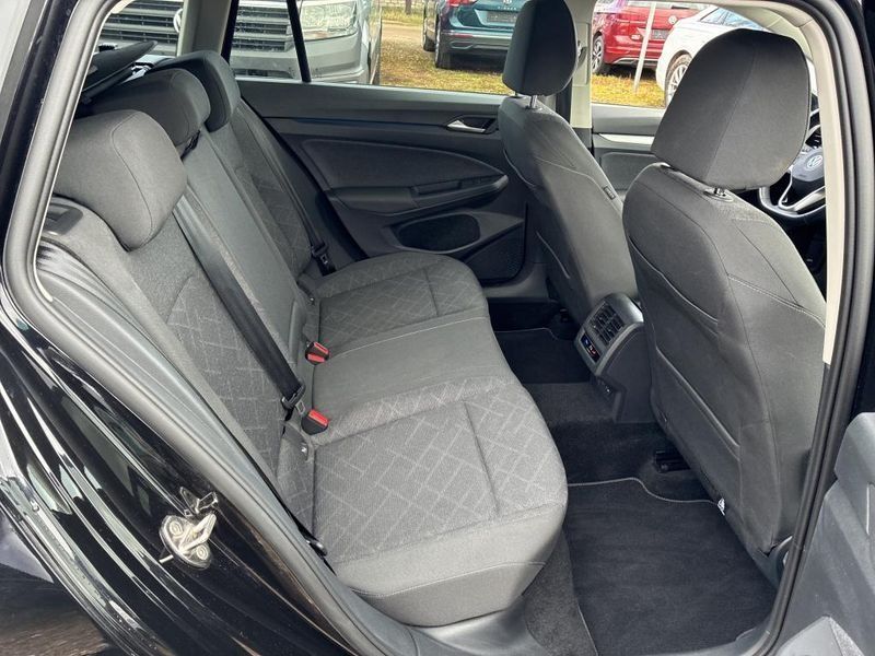 Volkswagen Golf VIII 2.0 TDI Life — zdjęcie 12