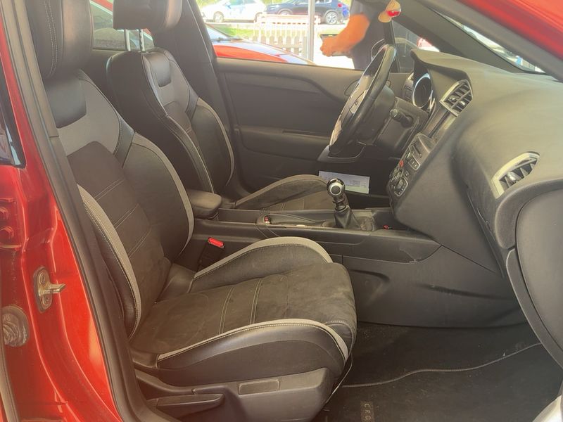 DS Automobiles DS4 Crossback 1.6 Blue-HDi Style — zdjęcie 11