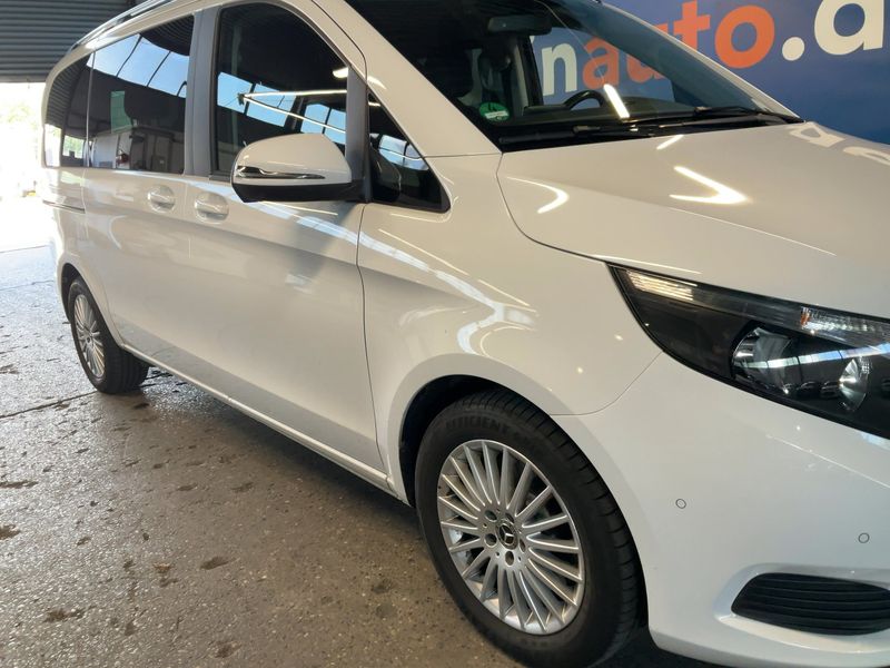 Mercedes-Benz V-Klasse V 220 d kompakt BlueTEC Edition — zdjęcie 8