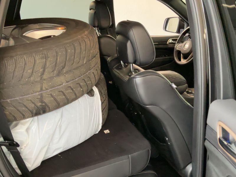 Jeep Grand Cherokee 3.0 CRD Overland 2015 – снимка 20