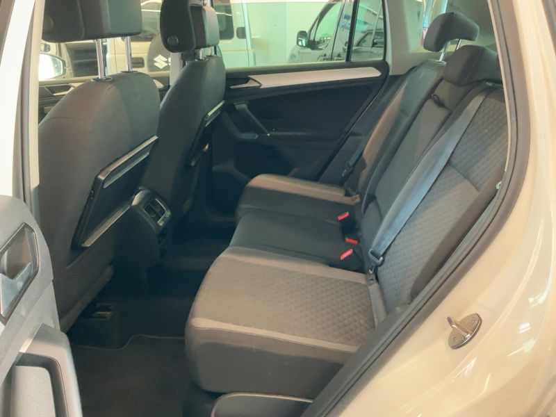 Volkswagen Tiguan 2.0 TDI Comfortline 4Motion BlueMotion Tech 2016 – снимка 19