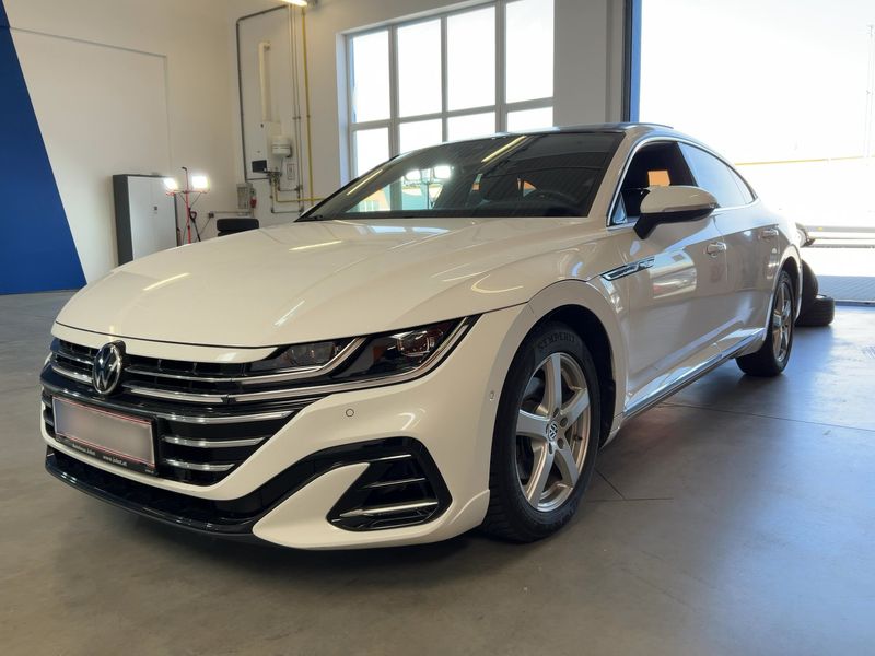 Volkswagen Arteon 2.0 TDI R-Line