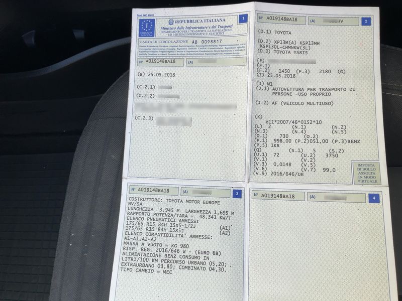 Toyota Yaris 1.0 VVT-i Active — zdjęcie 15