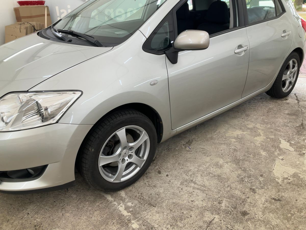 Toyota Auris 1.6 Sol