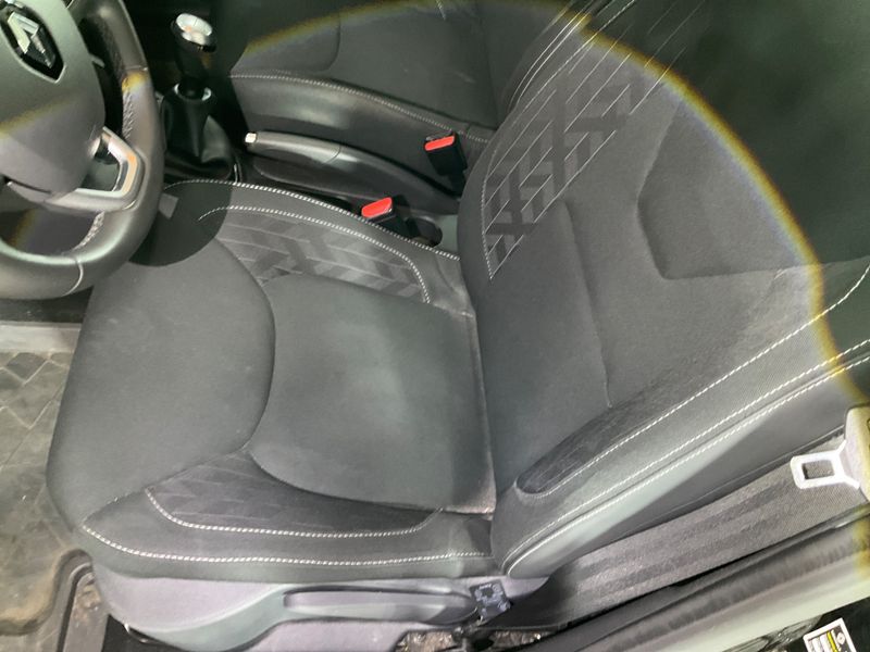 Renault Clio 0.9 TCe Limited 2019 – снимка 25
