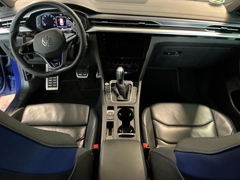 Volkswagen Arteon Shooting Brake 2.0 TSI R 4Motion — zdjęcie 10
