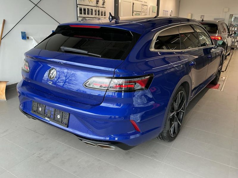 Volkswagen Arteon Shooting Brake 2.0 TSI R 4Motion — zdjęcie 15