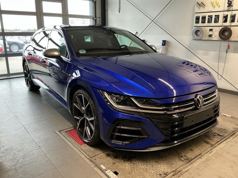 Volkswagen Arteon Shooting Brake 2.0 TSI R 4Motion — zdjęcie 6