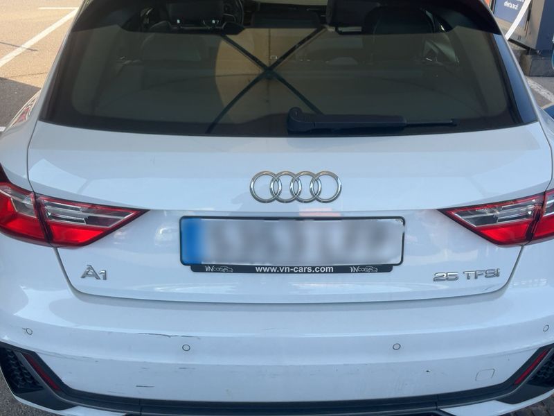 Audi A1 Sportback 25 TFSI Adrenalin — zdjęcie 5