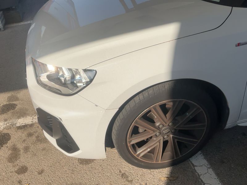 Audi A1 Sportback 25 TFSI Adrenalin — zdjęcie 2