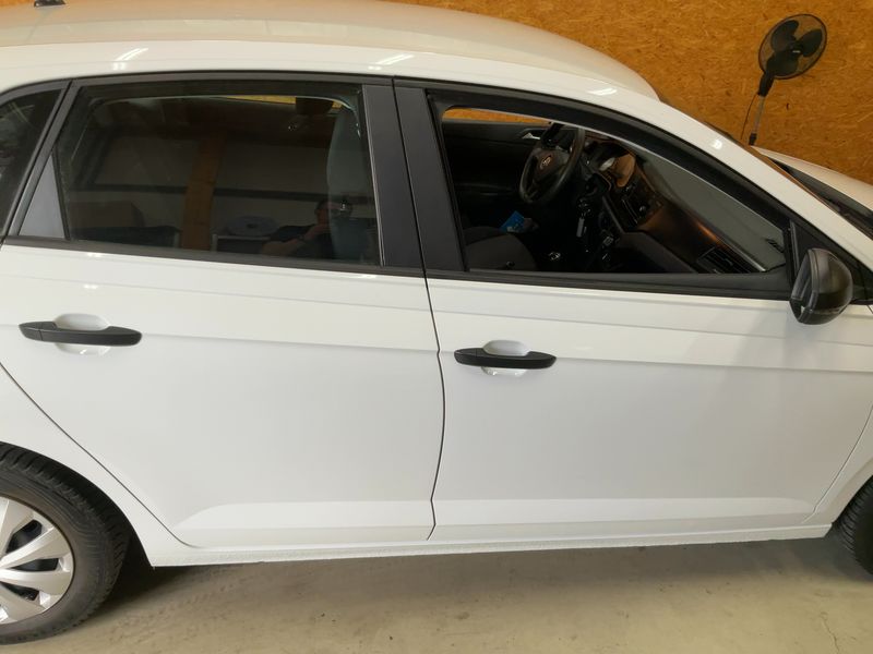 Volkswagen Polo 1.0 Trendline 2018 – снимка 10