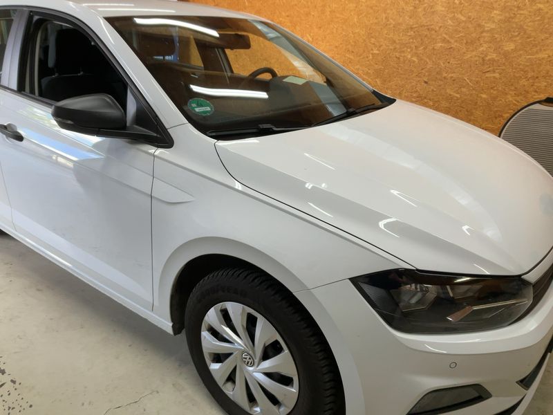 Volkswagen Polo 1.0 Trendline 2018 – снимка 12