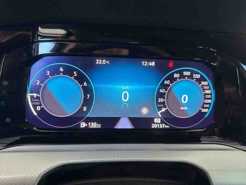 Volkswagen Golf VIII 1.0 TSI Move — zdjęcie 14