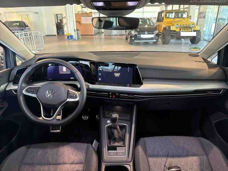 Volkswagen Golf VIII 1.0 TSI Move — zdjęcie 10