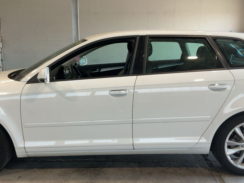 Audi A3 Sportback 1.8 TFSI Ambition — zdjęcie 4
