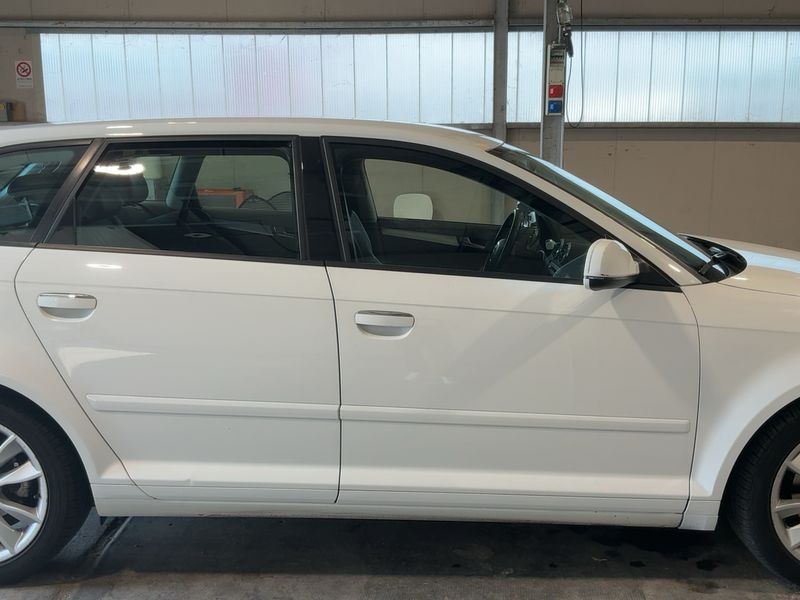 Audi A3 Sportback 1.8 TFSI Ambition — zdjęcie 7