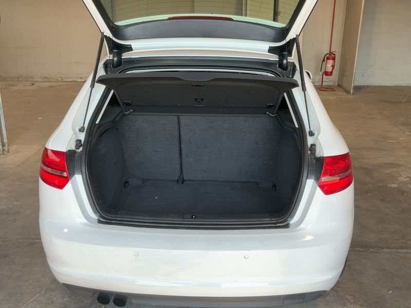 Audi A3 Sportback 1.8 TFSI Ambition — zdjęcie 10