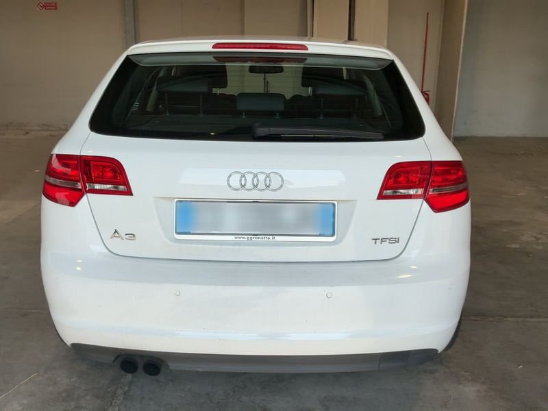 Audi A3 Sportback 1.8 TFSI Ambition — zdjęcie 5
