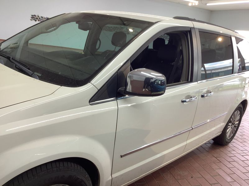 Lancia Voyager 2.8 JTDM Gold — zdjęcie 4