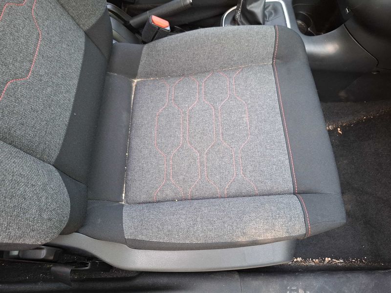Citroen C3 1.2 PureTech Graphic 2019 – снимка 36