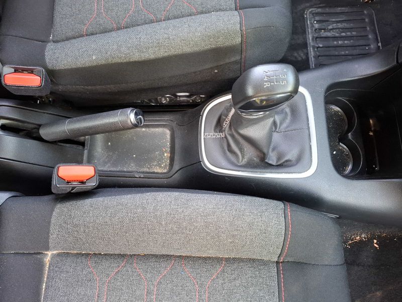 Citroen C3 1.2 PureTech Graphic 2019 – снимка 39