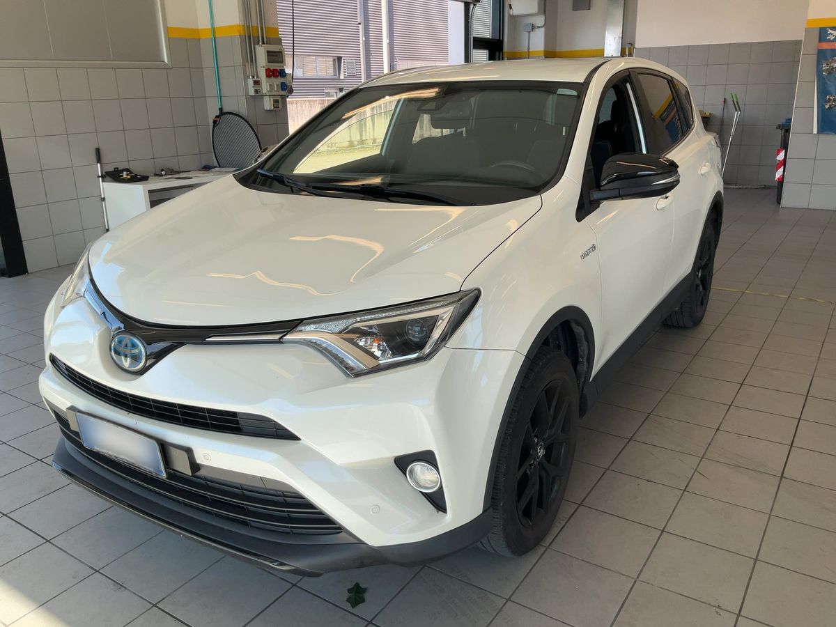 Toyota RAV 2018