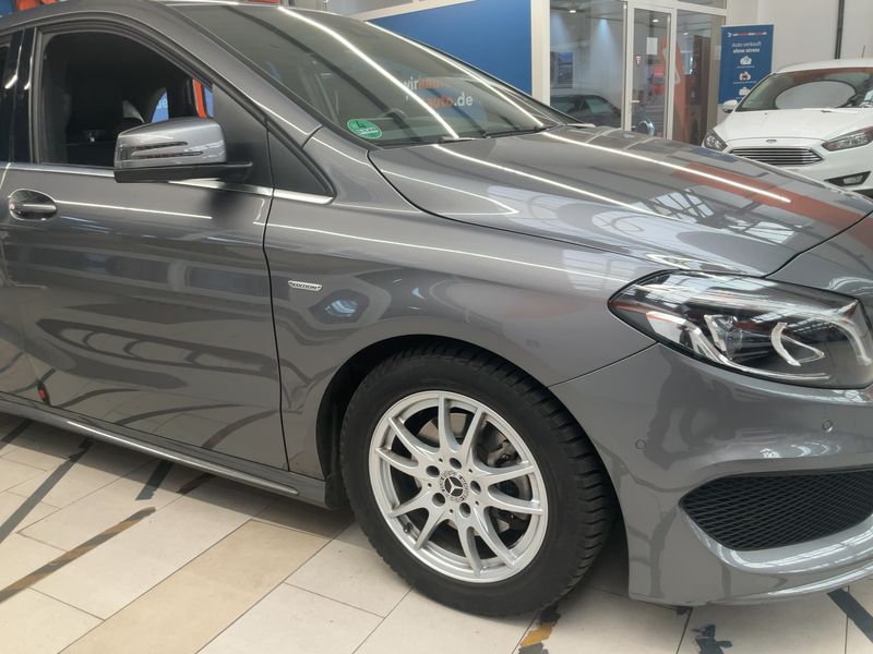 Mercedes-Benz B-Klasse B 200 Urban Style Edition — zdjęcie 8