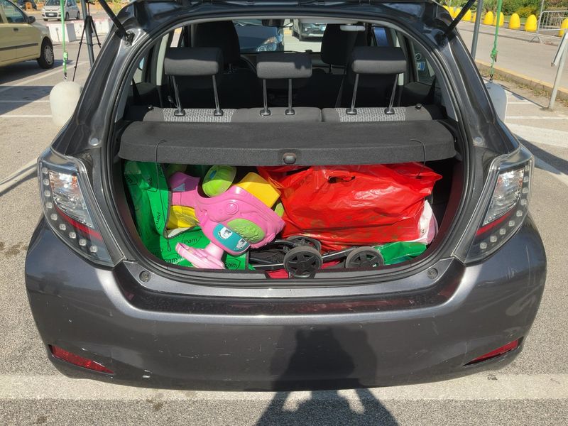Toyota Yaris 1.0 VVT-i Active — zdjęcie 10