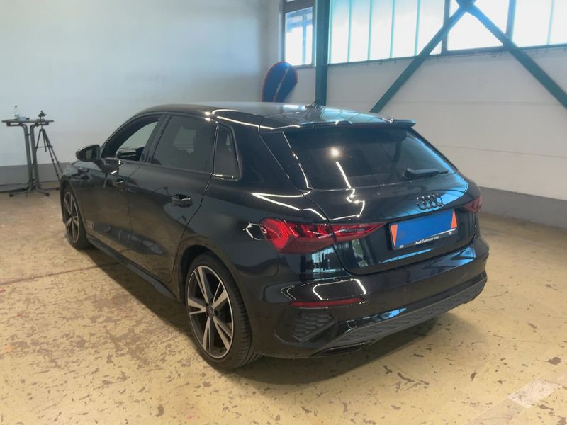 Audi A3 Sportback 35 TDI S line — zdjęcie 3