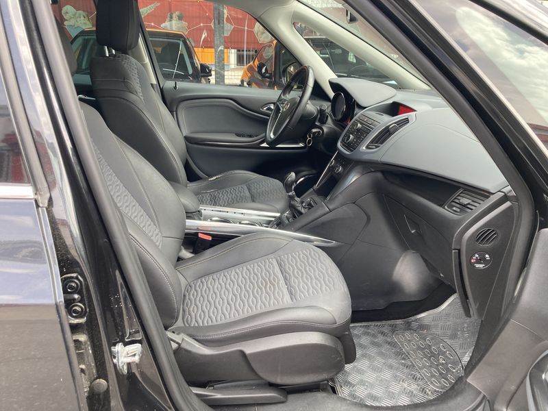 Opel Zafira Tourer 2.0 CDTI Cosmo — zdjęcie 10