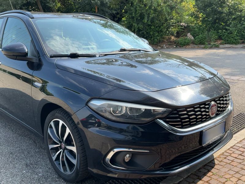 Fiat Tipo 1.6 JTDM Lounge — zdjęcie 8