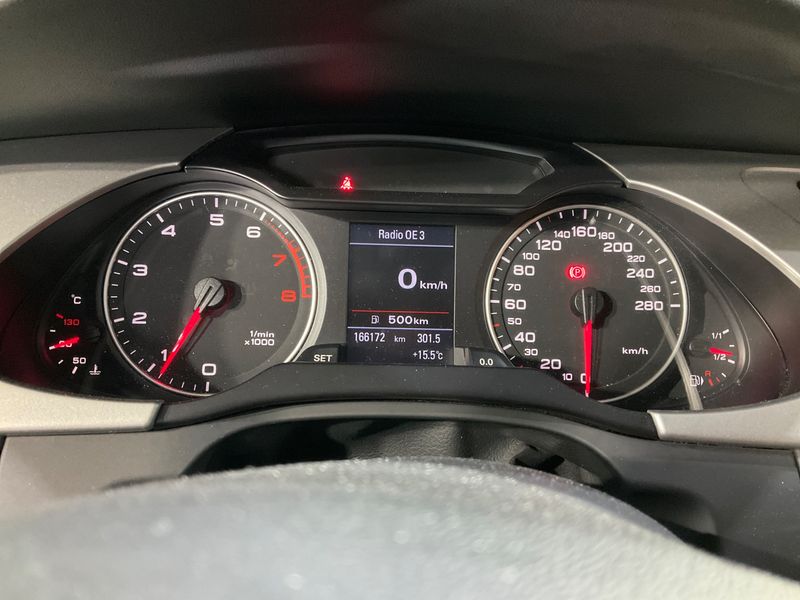 Audi A4 1.8 TFSI — zdjęcie 4