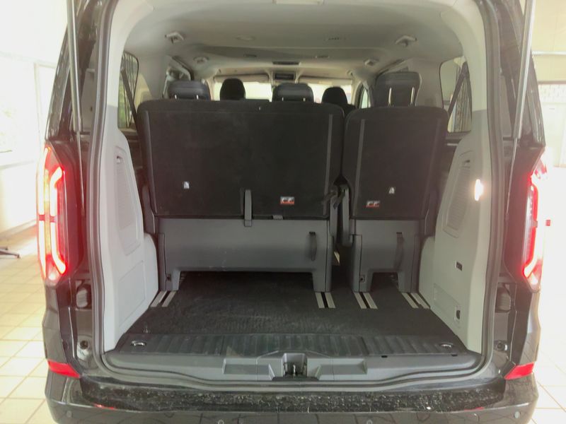 Ford Tourneo Custom 2.0 TDCi EcoBlue 320 L1 Titanium X AWD — zdjęcie 10
