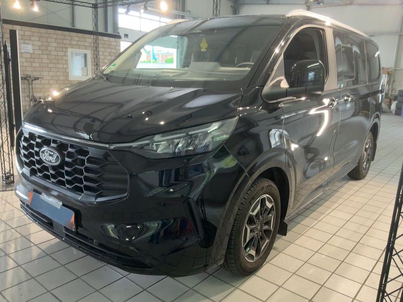 Ford Tourneo Custom 2.0 TDCi EcoBlue 320 L1 Titanium X AWD — zdjęcie 2