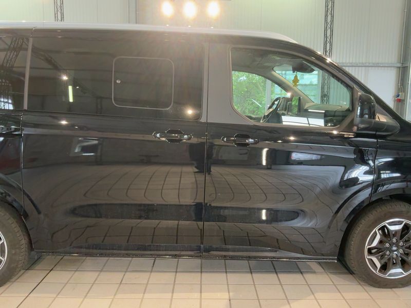 Ford Tourneo Custom 2.0 TDCi EcoBlue 320 L1 Titanium X AWD — zdjęcie 7