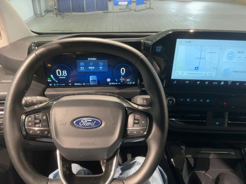 Ford Tourneo Custom 2.0 TDCi EcoBlue 320 L1 Titanium X AWD — zdjęcie 12