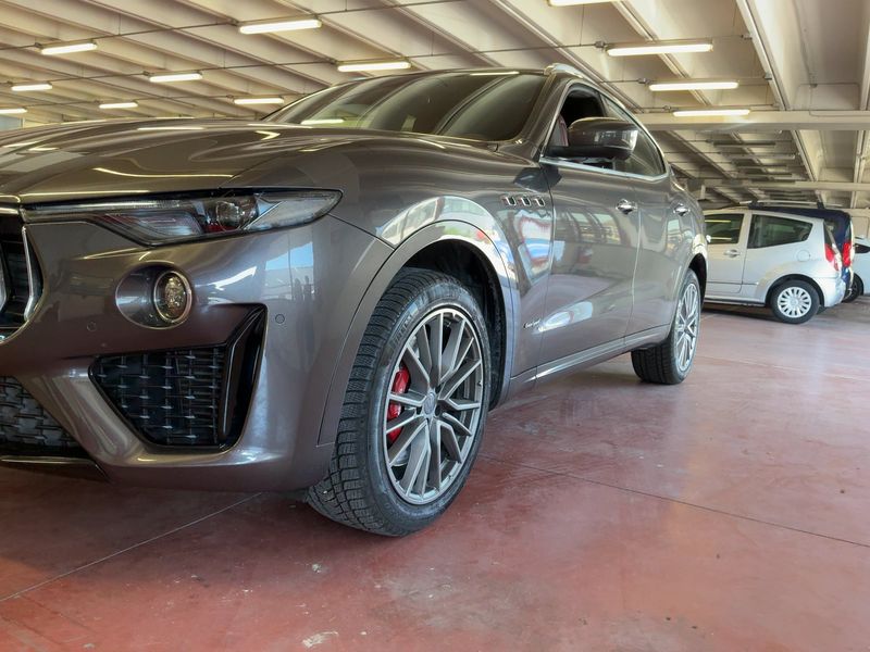 Maserati Levante 3.0 V6 Diesel GranSport — zdjęcie 2