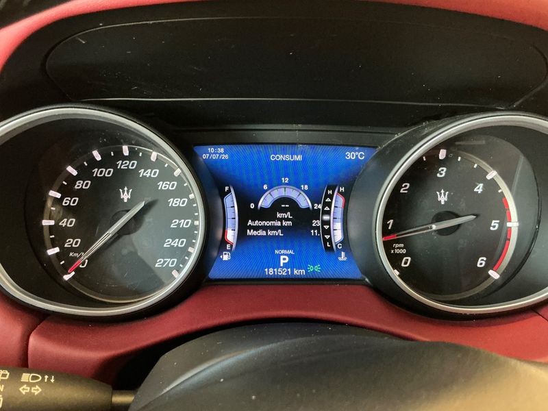 Maserati Levante 3.0 V6 Diesel GranSport — zdjęcie 13