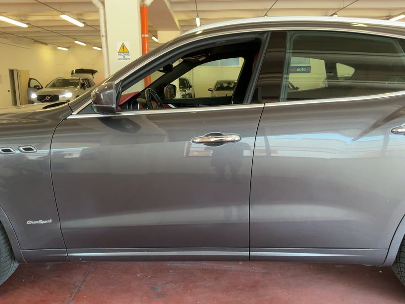 Maserati Levante 3.0 V6 Diesel GranSport — zdjęcie 4