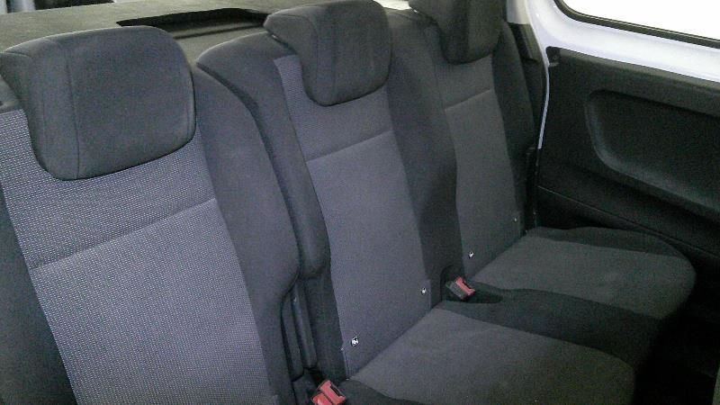 Opel Combo Life 1.5 CDTI Expression — zdjęcie 12