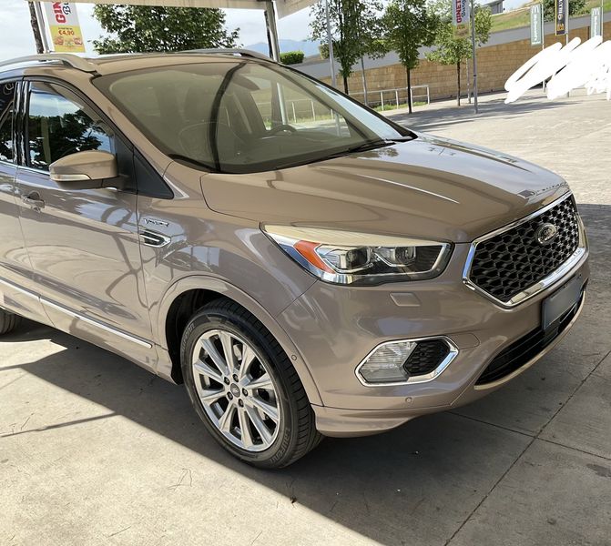 Ford Kuga 2.0 TDCi Vignale — zdjęcie 8