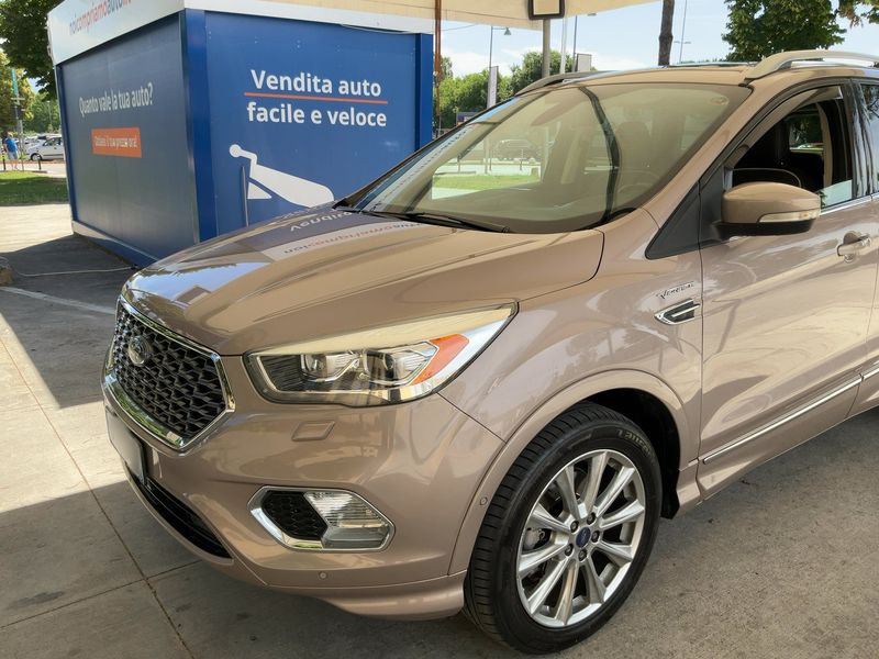Ford Kuga 2.0 TDCi Vignale — zdjęcie 2
