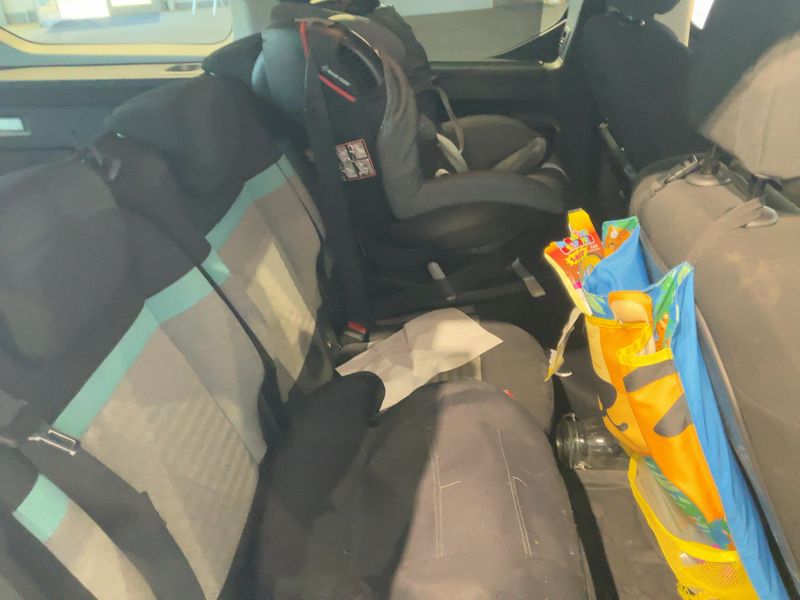 Citroen Berlingo 1.2 PureTech Shine XL — zdjęcie 14