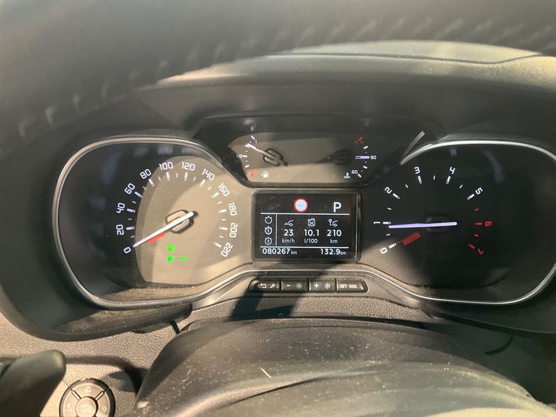 Citroen Berlingo 1.2 PureTech Shine XL — zdjęcie 13
